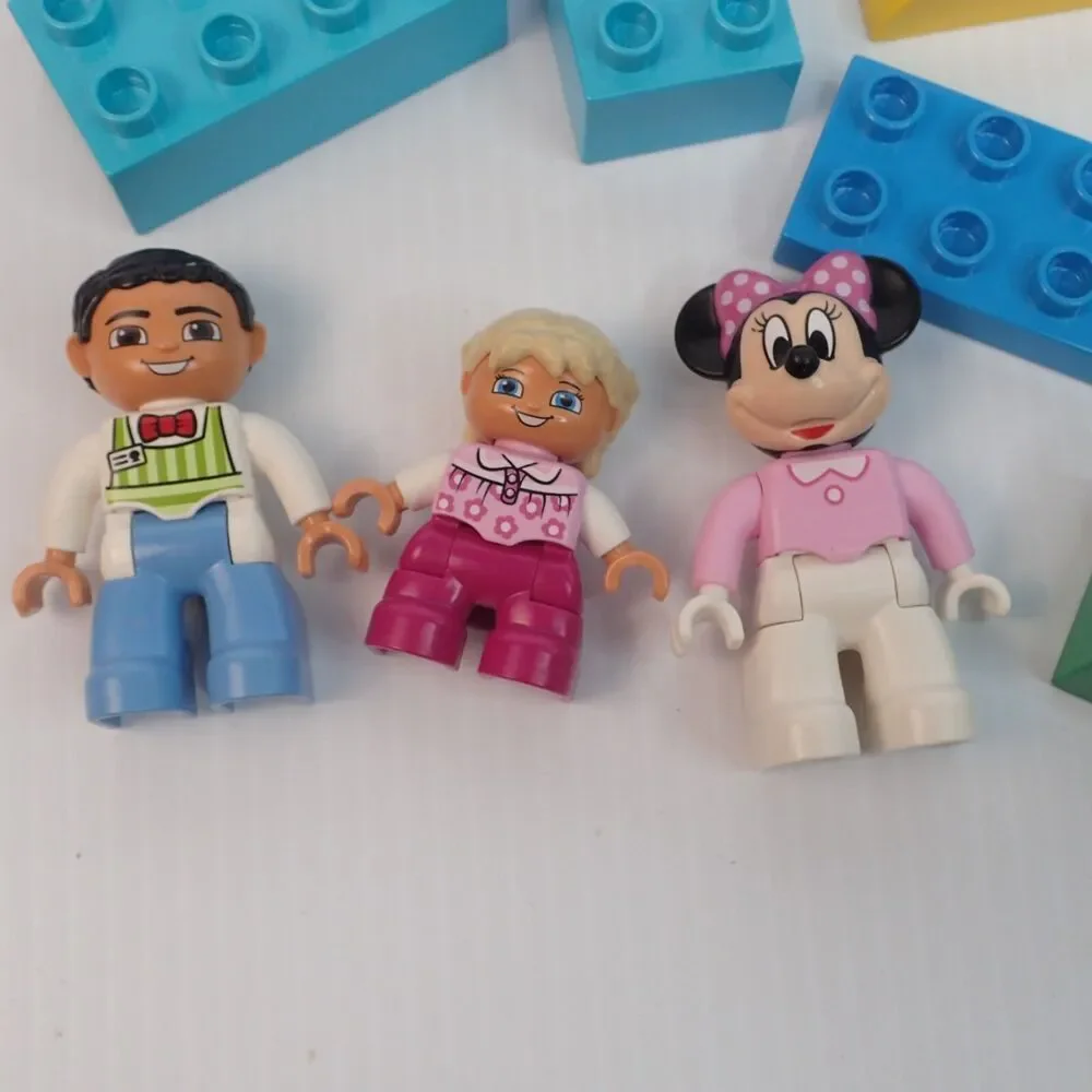 Lego Duplo Assorted Parts and Piece Lot with Minifigures Minnie Mouse GENUINE